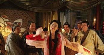 古代女子吃瓜,揭秘古代女子消夏美食风情